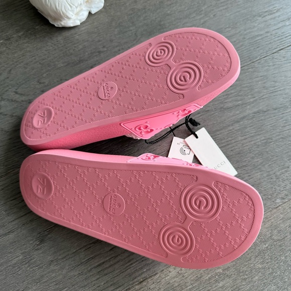 Gucci logo pool slides - Picture 6 of 7